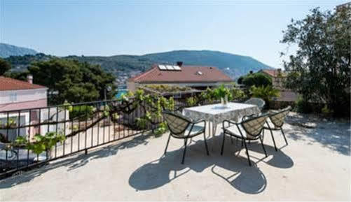 Guest House Mrdalo Дубровник Екстериор снимка